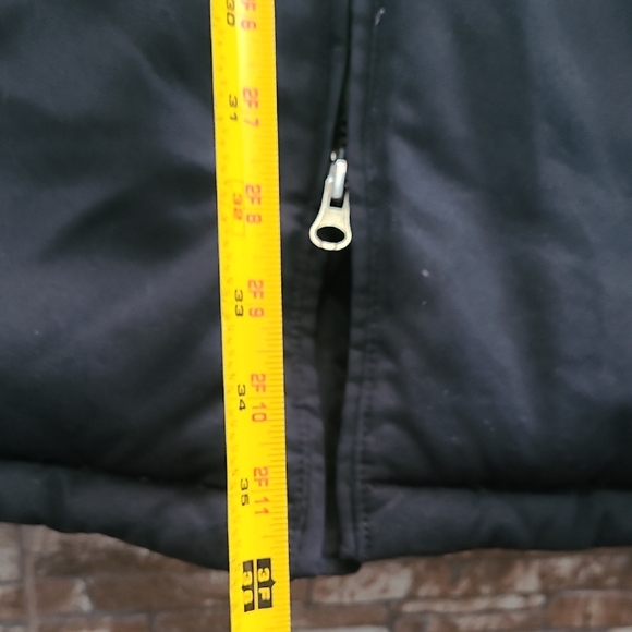 The North Face Women's Black Ski Jacket - Picture 7 of 17